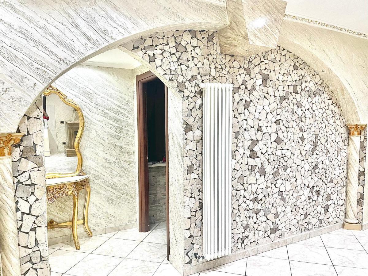 Gold Luxury Suite Home Roma Exterior foto