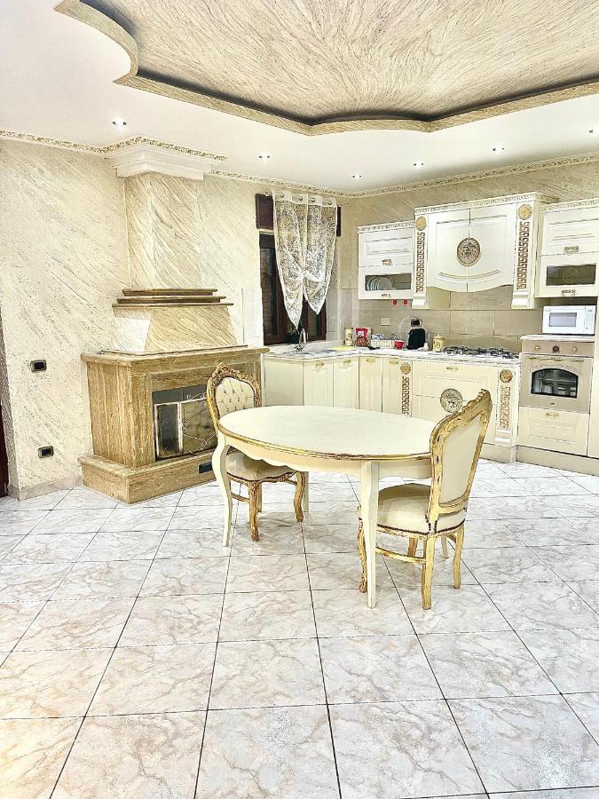 Gold Luxury Suite Home Roma Exterior foto